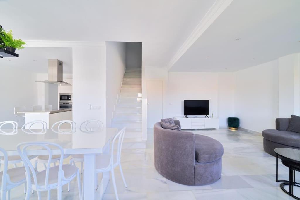 Superbe Appartement Avec Jaccuzi Marbella Eksteriør billede