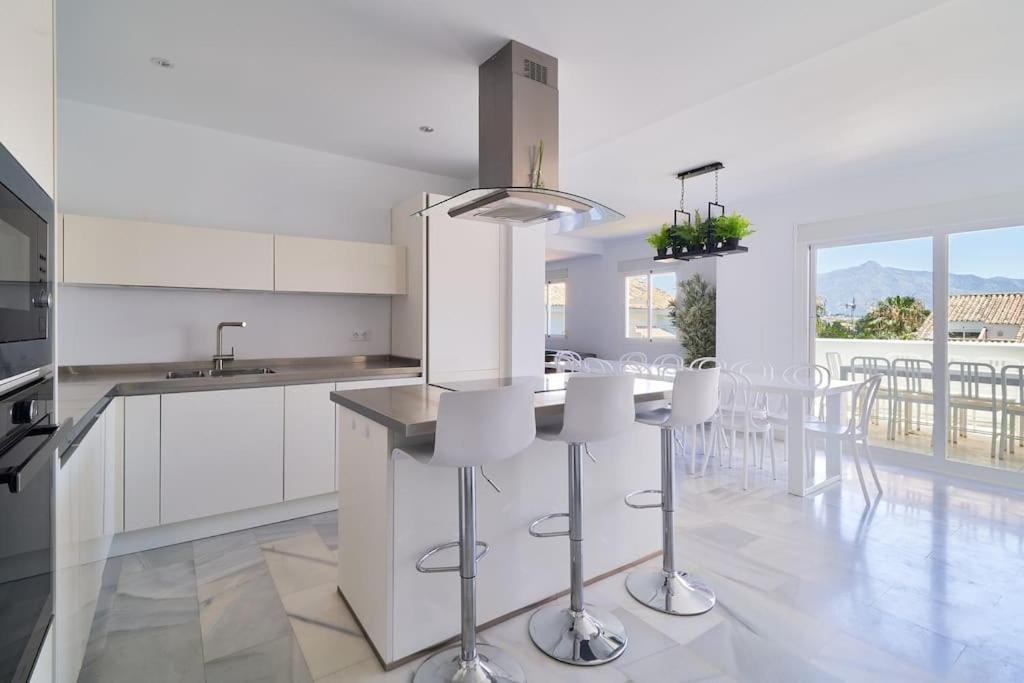 Superbe Appartement Avec Jaccuzi Marbella Eksteriør billede